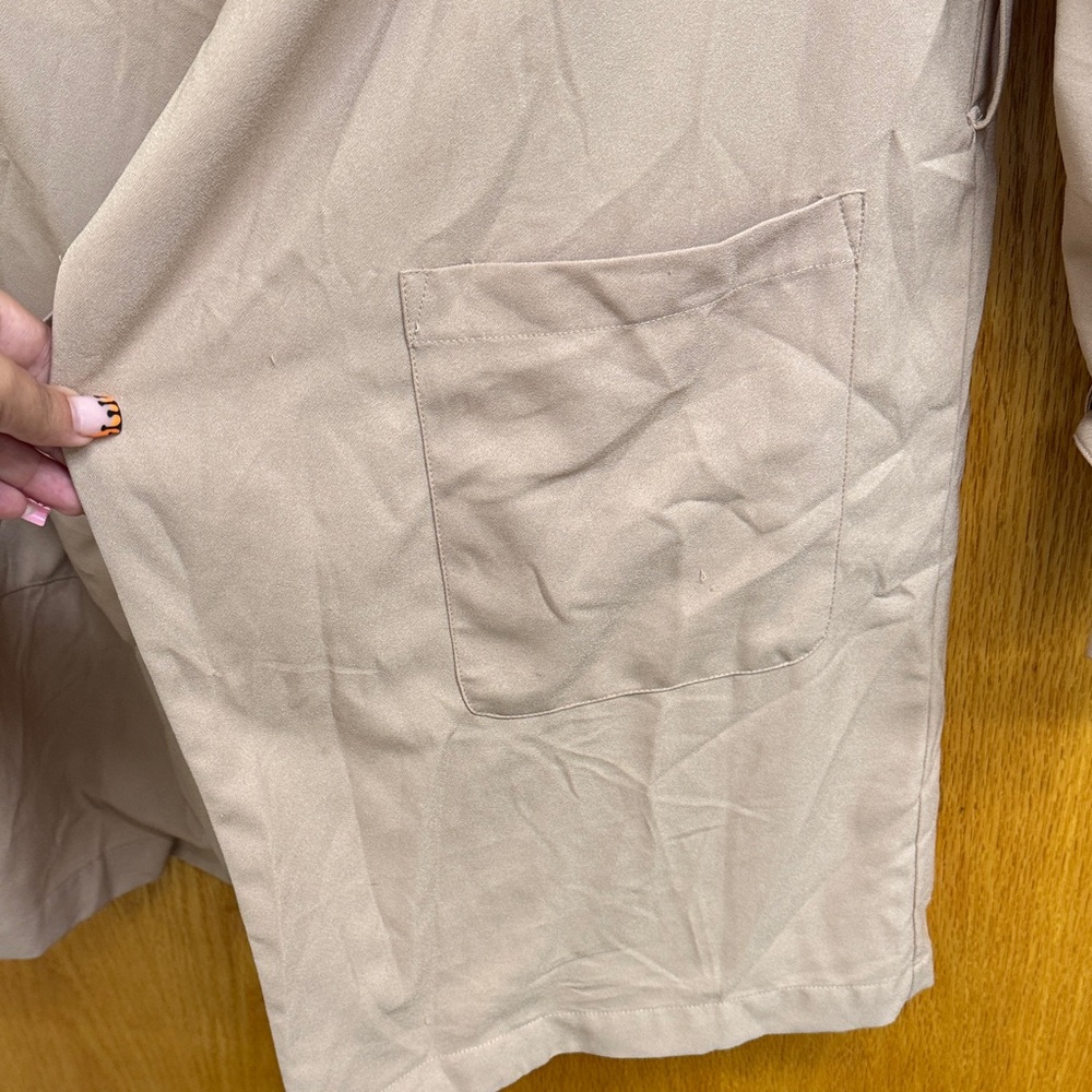 Love Tree Women's Tan Trench Coat lightweight‎ - Picture 6 of 7